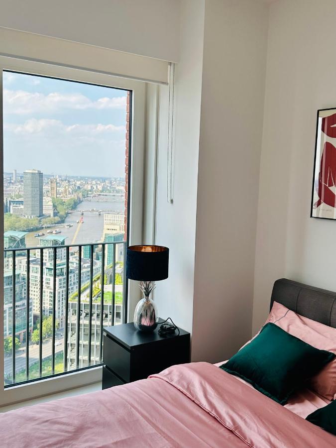 Luxury Central Flat With Stunning Views And Pool 伦敦 外观 照片