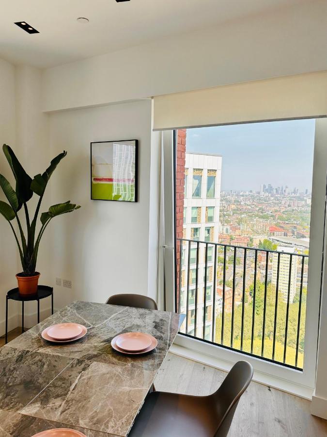 Luxury Central Flat With Stunning Views And Pool 伦敦 外观 照片