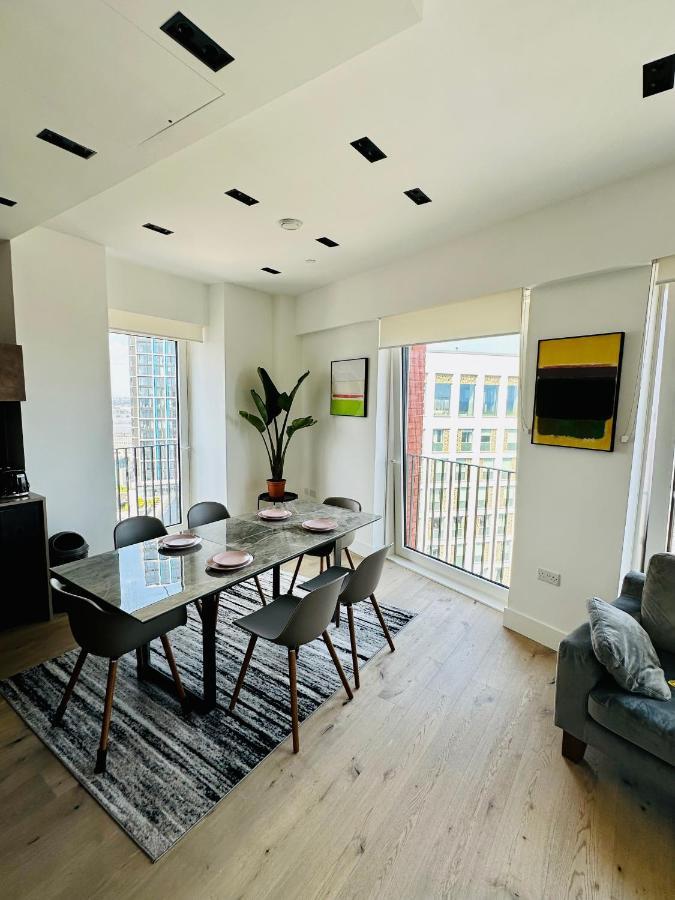Luxury Central Flat With Stunning Views And Pool 伦敦 外观 照片